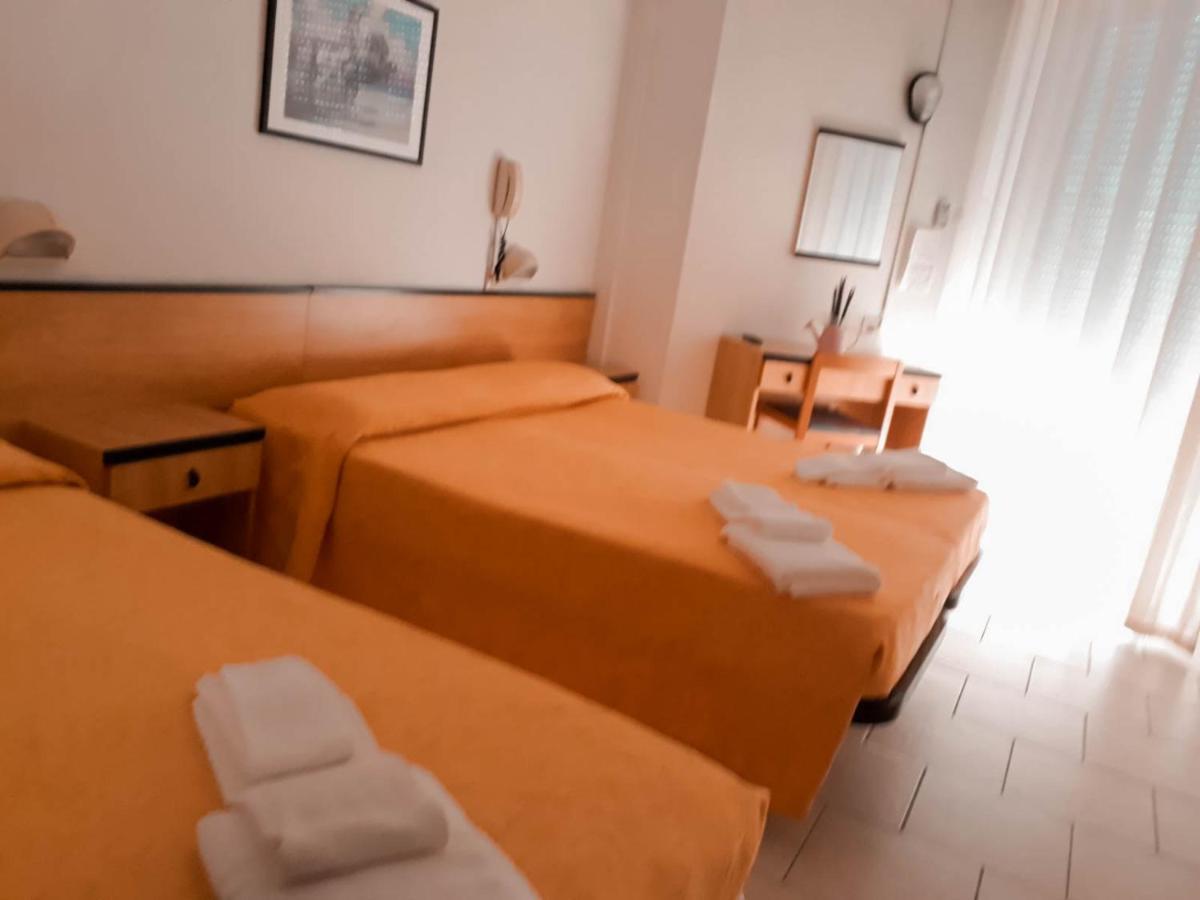 Admiral Hotel Pinarella