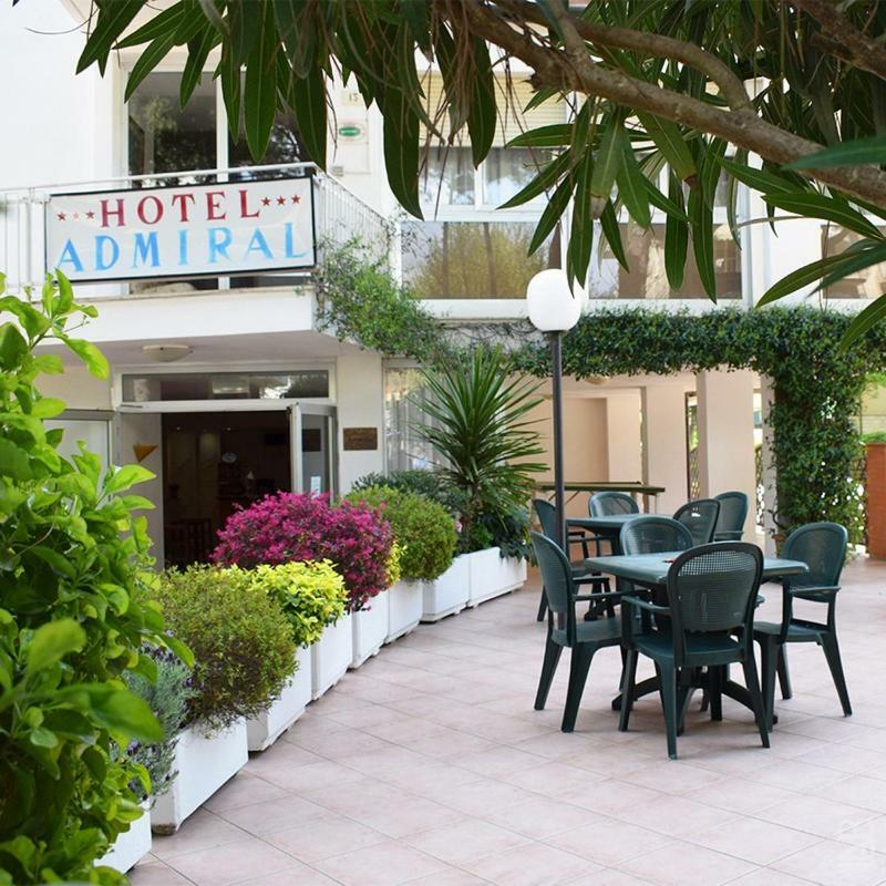 Admiral Hotel 3*